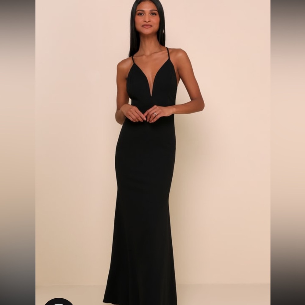 Lulu’s Amelia Black Sleeveless Maxi Dress